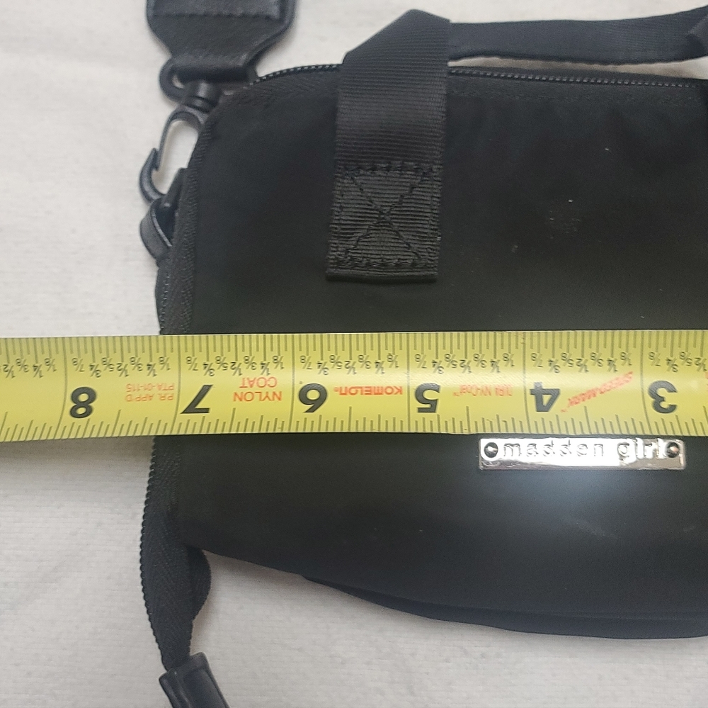 Madden Girl Black MiniCrossbody Bag with Detachable Zip Change Pouch - Picture 9 of 13